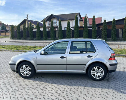 Серый Фольксваген Гольф, объемом двигателя 1.6 л и пробегом 220 тыс. км за 5500 $, фото 7 на Automoto.ua
