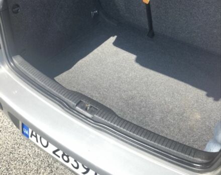 Серый Фольксваген Гольф, объемом двигателя 1.6 л и пробегом 370 тыс. км за 3850 $, фото 5 на Automoto.ua