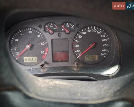 Серый Фольксваген Гольф, объемом двигателя 1.6 л и пробегом 221 тыс. км за 4000 $, фото 6 на Automoto.ua