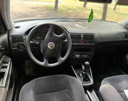 Серый Фольксваген Гольф, объемом двигателя 1.4 л и пробегом 215 тыс. км за 3750 $, фото 9 на Automoto.ua