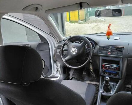 Серый Фольксваген Гольф, объемом двигателя 1.39 л и пробегом 229 тыс. км за 4600 $, фото 5 на Automoto.ua