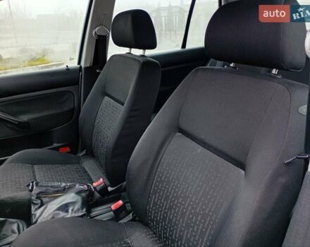 Сірий Фольксваген Гольф, об'ємом двигуна 1.6 л та пробігом 276 тис. км за 3299 $, фото 9 на Automoto.ua