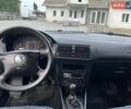 Серый Фольксваген Гольф, объемом двигателя 1.39 л и пробегом 324 тыс. км за 3250 $, фото 3 на Automoto.ua