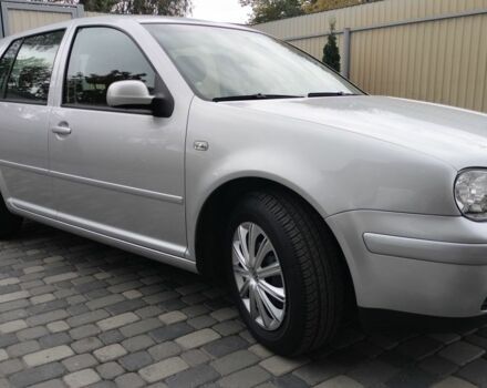 Сірий Фольксваген Гольф, об'ємом двигуна 1.6 л та пробігом 207 тис. км за 4600 $, фото 1 на Automoto.ua