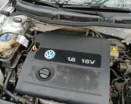 Серый Фольксваген Гольф, объемом двигателя 1.6 л и пробегом 238 тыс. км за 4043 $, фото 7 на Automoto.ua