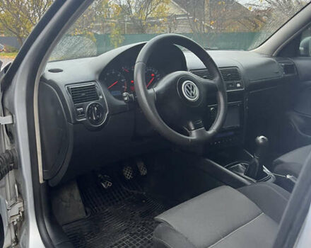 Серый Фольксваген Гольф, объемом двигателя 1.6 л и пробегом 219 тыс. км за 4500 $, фото 13 на Automoto.ua
