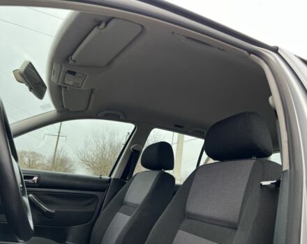 Серый Фольксваген Гольф, объемом двигателя 1.6 л и пробегом 170 тыс. км за 5200 $, фото 11 на Automoto.ua