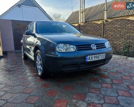 Серый Фольксваген Гольф, объемом двигателя 1.6 л и пробегом 223 тыс. км за 5500 $, фото 1 на Automoto.ua