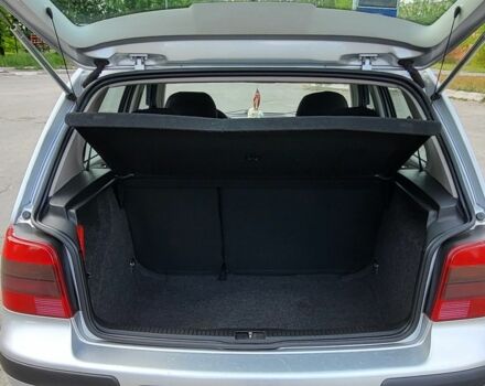 Серый Фольксваген Гольф, объемом двигателя 0 л и пробегом 246 тыс. км за 4500 $, фото 2 на Automoto.ua