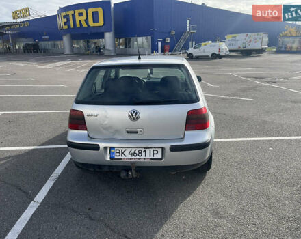 Сірий Фольксваген Гольф, об'ємом двигуна 1.39 л та пробігом 250 тис. км за 3950 $, фото 7 на Automoto.ua