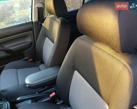 Серый Фольксваген Гольф, объемом двигателя 1.6 л и пробегом 177 тыс. км за 5000 $, фото 62 на Automoto.ua