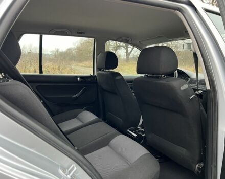 Серый Фольксваген Гольф, объемом двигателя 1.6 л и пробегом 170 тыс. км за 5200 $, фото 19 на Automoto.ua