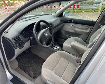 Серый Фольксваген Гольф, объемом двигателя 1.9 л и пробегом 275 тыс. км за 1190 $, фото 5 на Automoto.ua