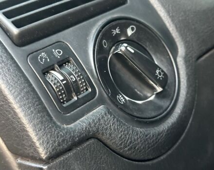 Серый Фольксваген Гольф, объемом двигателя 1.9 л и пробегом 320 тыс. км за 4500 $, фото 15 на Automoto.ua