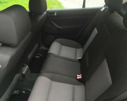 Сірий Фольксваген Гольф, об'ємом двигуна 1.39 л та пробігом 167 тис. км за 3500 $, фото 2 на Automoto.ua