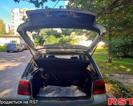 Сірий Фольксваген Гольф, об'ємом двигуна 1.6 л та пробігом 295 тис. км за 3200 $, фото 6 на Automoto.ua