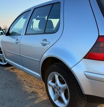 Сірий Фольксваген Гольф, об'ємом двигуна 1.6 л та пробігом 290 тис. км за 3900 $, фото 3 на Automoto.ua