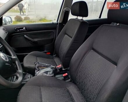 Сірий Фольксваген Гольф, об'ємом двигуна 1.6 л та пробігом 276 тис. км за 3299 $, фото 5 на Automoto.ua