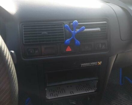 Серый Фольксваген Гольф, объемом двигателя 1.6 л и пробегом 179 тыс. км за 3500 $, фото 10 на Automoto.ua