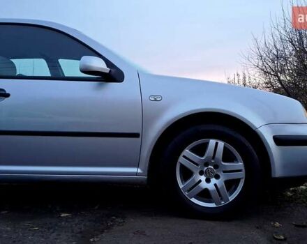 Серый Фольксваген Гольф, объемом двигателя 1.6 л и пробегом 194 тыс. км за 4800 $, фото 5 на Automoto.ua