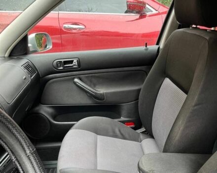 Серый Фольксваген Гольф, объемом двигателя 1.6 л и пробегом 280 тыс. км за 4350 $, фото 7 на Automoto.ua