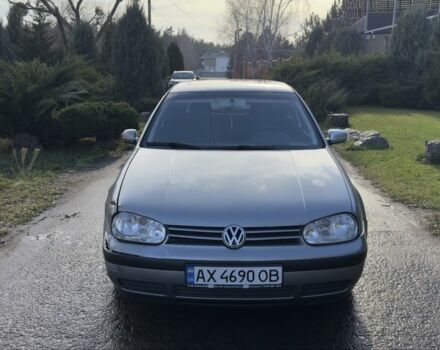 Серый Фольксваген Гольф, объемом двигателя 1.6 л и пробегом 220 тыс. км за 2190 $, фото 1 на Automoto.ua