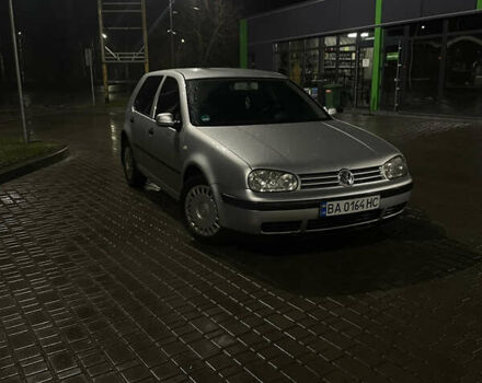 Серый Фольксваген Гольф, объемом двигателя 1.39 л и пробегом 250 тыс. км за 3999 $, фото 10 на Automoto.ua