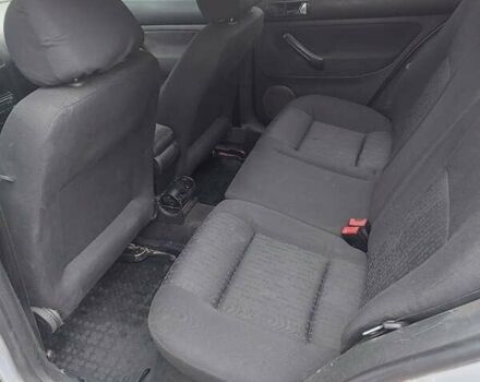 Сірий Фольксваген Гольф, об'ємом двигуна 1.6 л та пробігом 388 тис. км за 3650 $, фото 39 на Automoto.ua