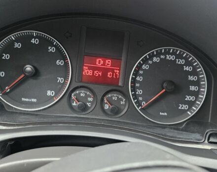 Сірий Фольксваген Гольф, об'ємом двигуна 1.4 л та пробігом 208 тис. км за 4600 $, фото 6 на Automoto.ua