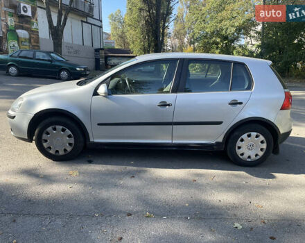 Фольксваген Гольф 2003 в Днепре (Днепропетровске) на Automoto.ua Серый Фольксваген Гольф, объемом двигателя 1.4 л и пробегом 222 тыс. км за 4500 $, фото 1 на Automoto.ua