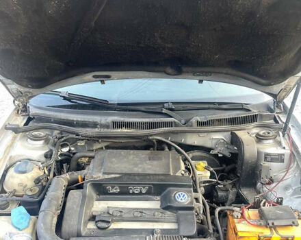 Сірий Фольксваген Гольф, об'ємом двигуна 1.39 л та пробігом 50 тис. км за 2999 $, фото 4 на Automoto.ua