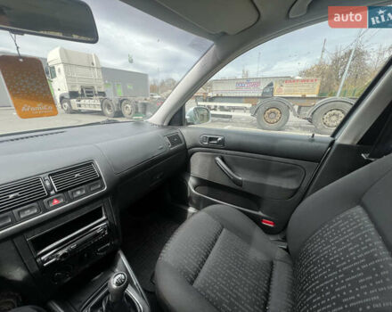 Серый Фольксваген Гольф, объемом двигателя 1.6 л и пробегом 200 тыс. км за 4600 $, фото 15 на Automoto.ua