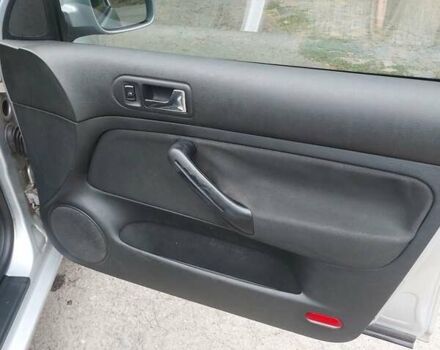 Сірий Фольксваген Гольф, об'ємом двигуна 1.6 л та пробігом 388 тис. км за 3650 $, фото 52 на Automoto.ua