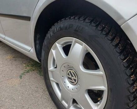 Сірий Фольксваген Гольф, об'ємом двигуна 1.6 л та пробігом 388 тис. км за 3650 $, фото 72 на Automoto.ua