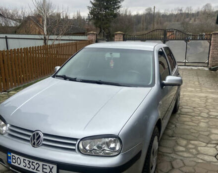 Серый Фольксваген Гольф, объемом двигателя 1.4 л и пробегом 215 тыс. км за 3950 $, фото 1 на Automoto.ua