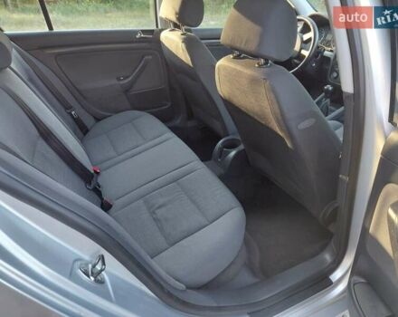 Сірий Фольксваген Гольф, об'ємом двигуна 1.4 л та пробігом 210 тис. км за 5200 $, фото 6 на Automoto.ua