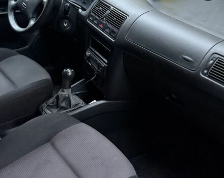 Серый Фольксваген Гольф, объемом двигателя 0 л и пробегом 260 тыс. км за 2000 $, фото 9 на Automoto.ua