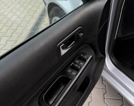 Серый Фольксваген Гольф, объемом двигателя 1.6 л и пробегом 178 тыс. км за 4999 $, фото 22 на Automoto.ua