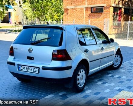 Серый Фольксваген Гольф, объемом двигателя 1.4 л и пробегом 200 тыс. км за 3800 $, фото 5 на Automoto.ua