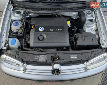 Серый Фольксваген Гольф, объемом двигателя 1.6 л и пробегом 178 тыс. км за 4999 $, фото 38 на Automoto.ua