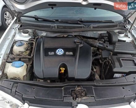 Серый Фольксваген Гольф, объемом двигателя 1.6 л и пробегом 219 тыс. км за 5200 $, фото 20 на Automoto.ua