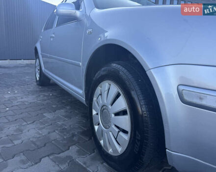 Серый Фольксваген Гольф, объемом двигателя 1.6 л и пробегом 188 тыс. км за 4600 $, фото 8 на Automoto.ua