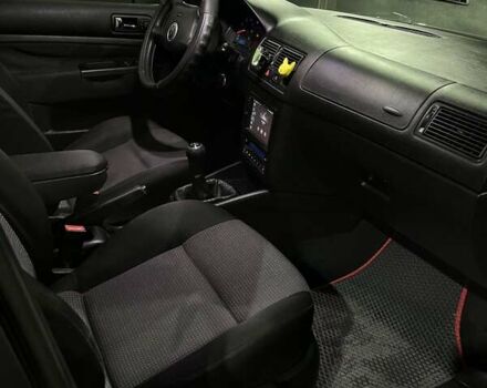 Сірий Фольксваген Гольф, об'ємом двигуна 1.6 л та пробігом 338 тис. км за 3999 $, фото 9 на Automoto.ua