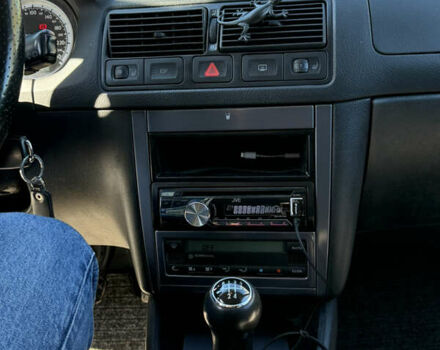 Сірий Фольксваген Гольф, об'ємом двигуна 1.6 л та пробігом 210 тис. км за 4400 $, фото 13 на Automoto.ua