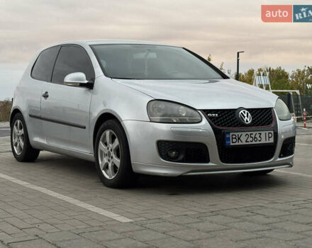 Сірий Фольксваген Гольф, об'ємом двигуна 1.6 л та пробігом 210 тис. км за 4150 $, фото 4 на Automoto.ua
