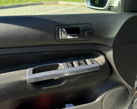 Сірий Фольксваген Гольф, об'ємом двигуна 1.6 л та пробігом 210 тис. км за 4400 $, фото 17 на Automoto.ua