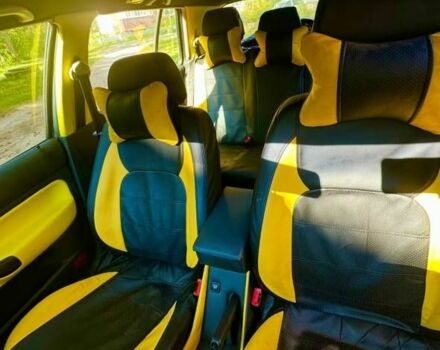 Серый Фольксваген Гольф, объемом двигателя 1.6 л и пробегом 285 тыс. км за 4300 $, фото 4 на Automoto.ua