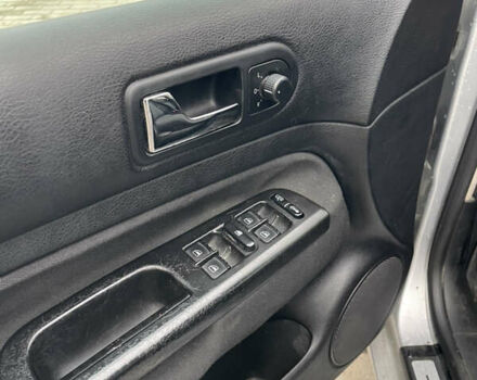 Серый Фольксваген Гольф, объемом двигателя 1.9 л и пробегом 258 тыс. км за 4400 $, фото 8 на Automoto.ua