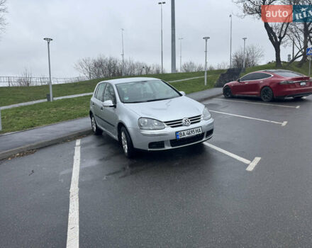 Серый Фольксваген Гольф, объемом двигателя 1.6 л и пробегом 260 тыс. км за 4200 $, фото 1 на Automoto.ua