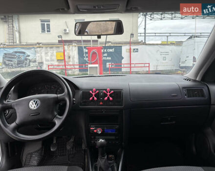 Серый Фольксваген Гольф, объемом двигателя 1.39 л и пробегом 312 тыс. км за 3600 $, фото 7 на Automoto.ua